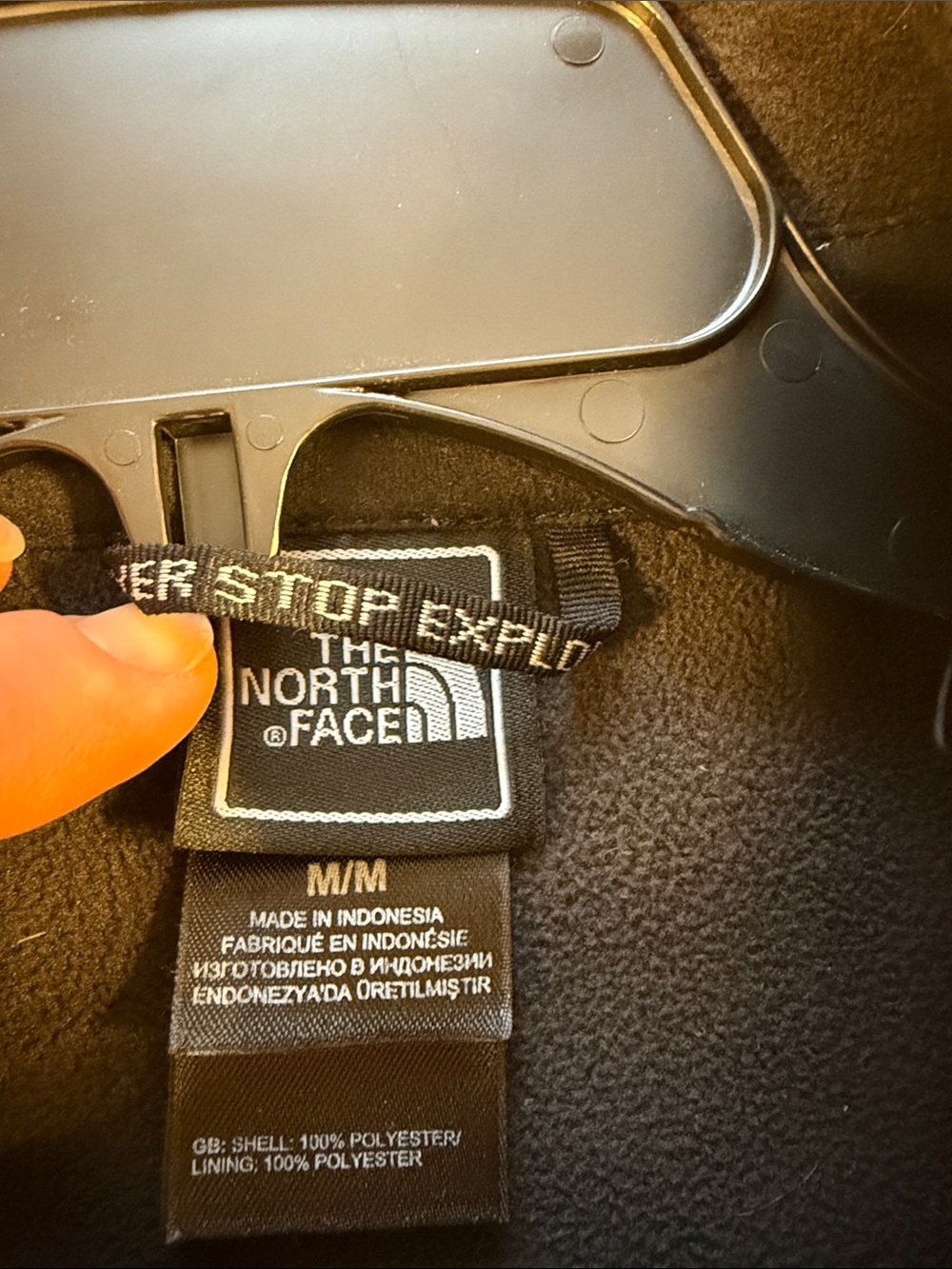 The North Face Women’s Black WindWall Fleece Vest - Picture 2 of 4